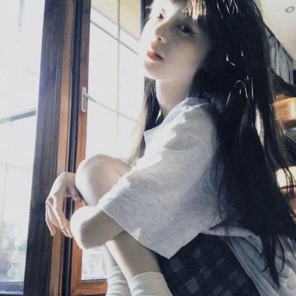 橱窗里的兔子先生